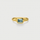 Rectangular Cushion Aquamarine Ring in 18K Yellow Gold-AlmaDiPietra Rectangular Cushion Aquamarine Ring in 18K Yellow Gold-AlmaDiPietra